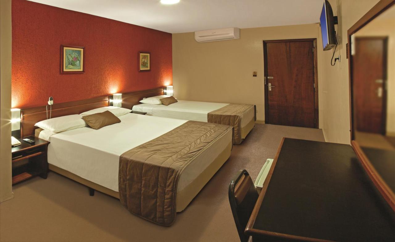 Lira Hotel Curitiba Bagian luar foto